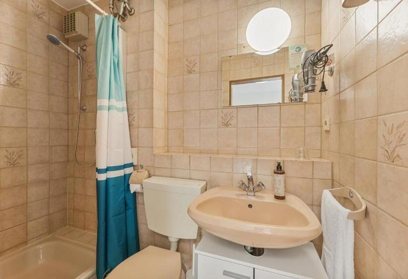 هتل Home2stay Apartmenthaus Heilbronn City Kitchen Parking Highspeed Wifi Washroom