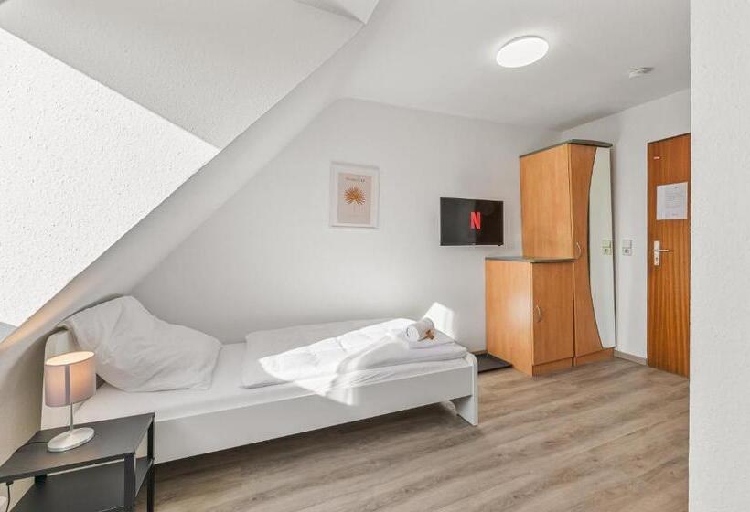 هتل Home2stay Apartmenthaus Heilbronn City Kitchen Parking Highspeed Wifi Washroom