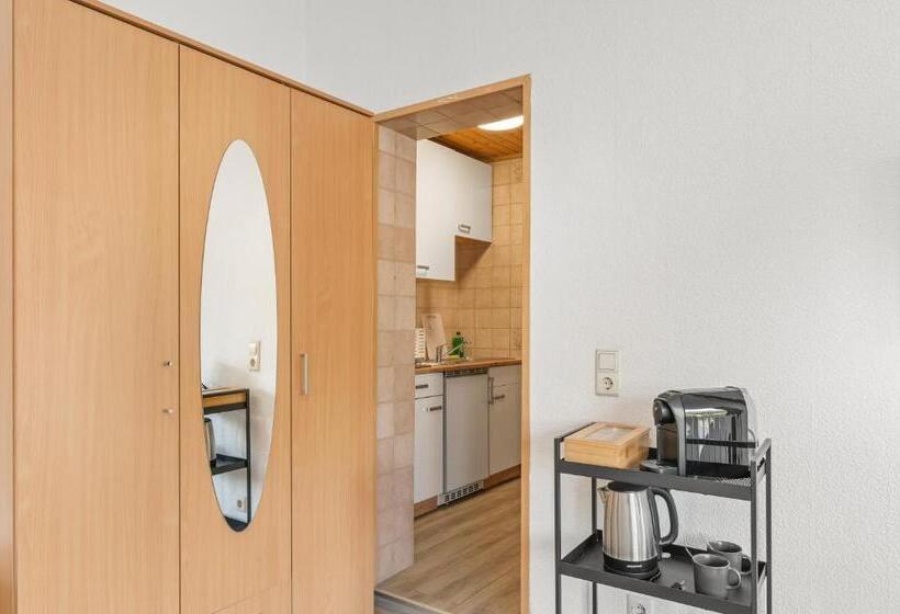هتل Home2stay Apartmenthaus Heilbronn City Kitchen Parking Highspeed Wifi Washroom