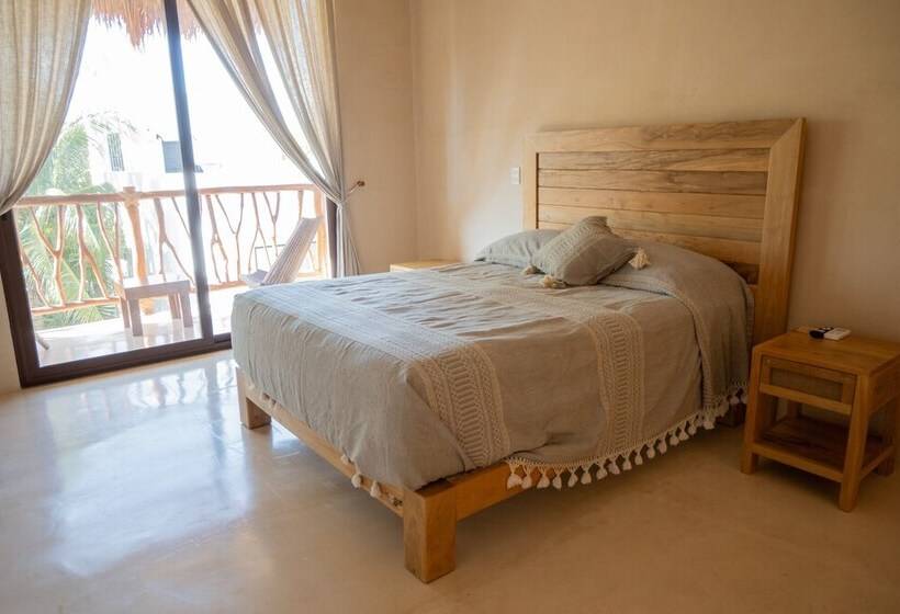 هتل Yax Kiin Casa Boutique