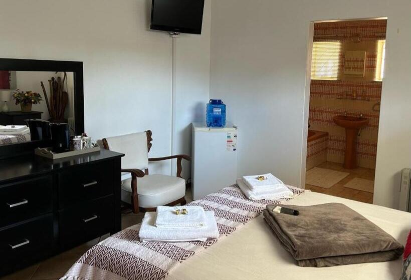 پانسیون 9 Wena Ave Guesthouse