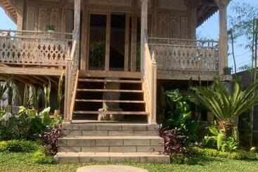 پانسیون Jane’s House & Spa Bedugul Bali