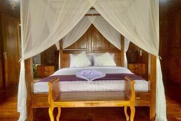 پانسیون Jane’s House & Spa Bedugul Bali