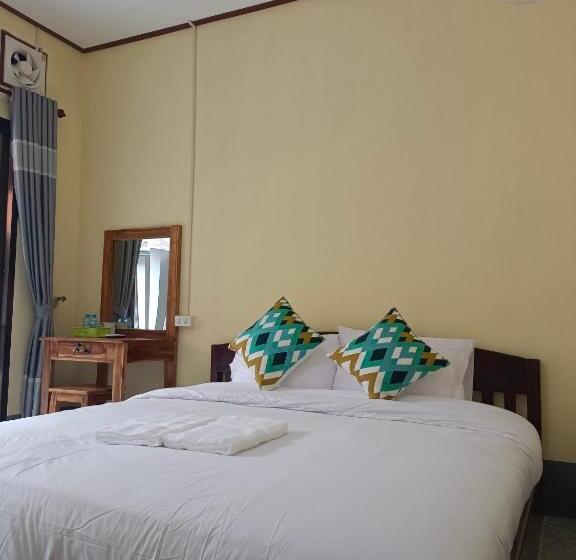 پانسیون Khamphan Guesthouse