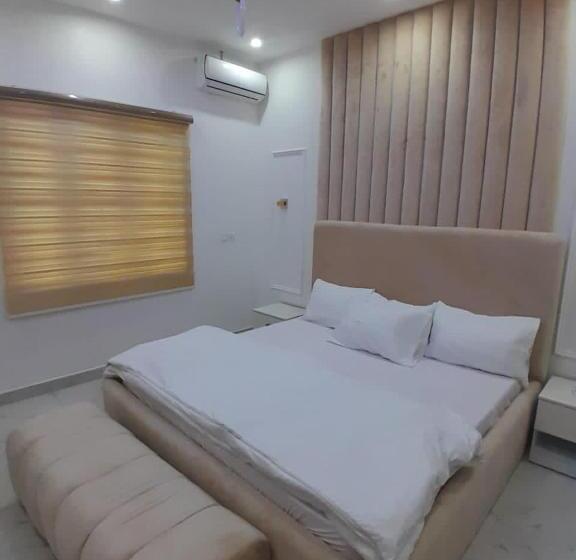 پانسیون Orange; 3units Of A 3bedroom Apartment