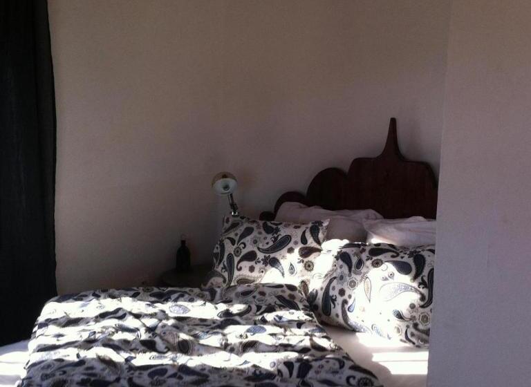 پانسیون Room In Guest Room   Room In Villa Lair De La Mer No0969