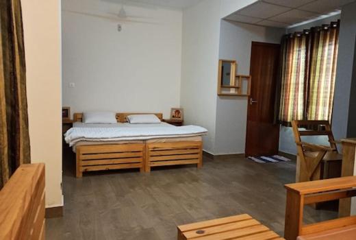 فندق Zoz Kannur