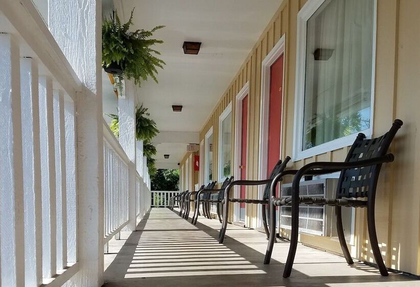Homestead Motel