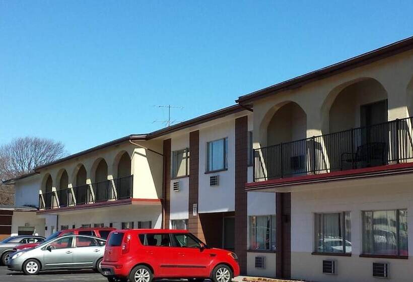 هتل America S Best Inn Urbana Champaign