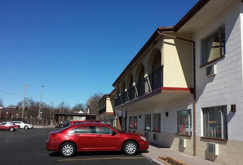 هتل America S Best Inn Urbana Champaign