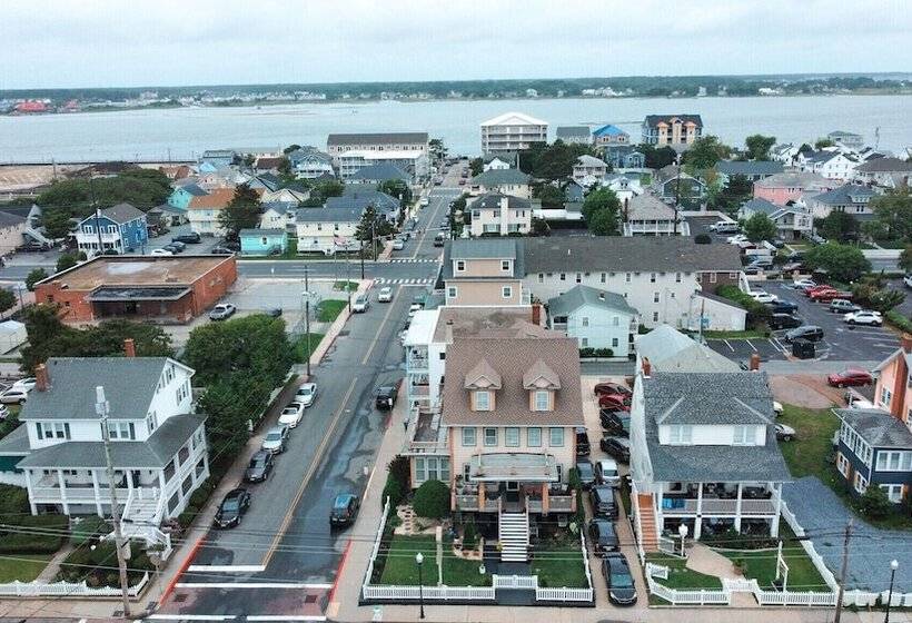 هتل Atlantic House Bed & Breakfast