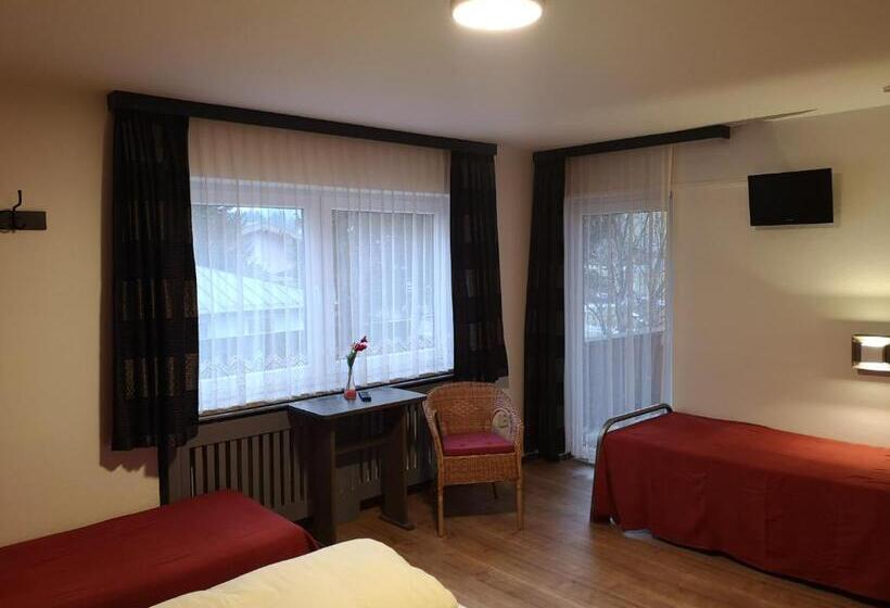 호텔 Bed & Breakfast Der Tiroler