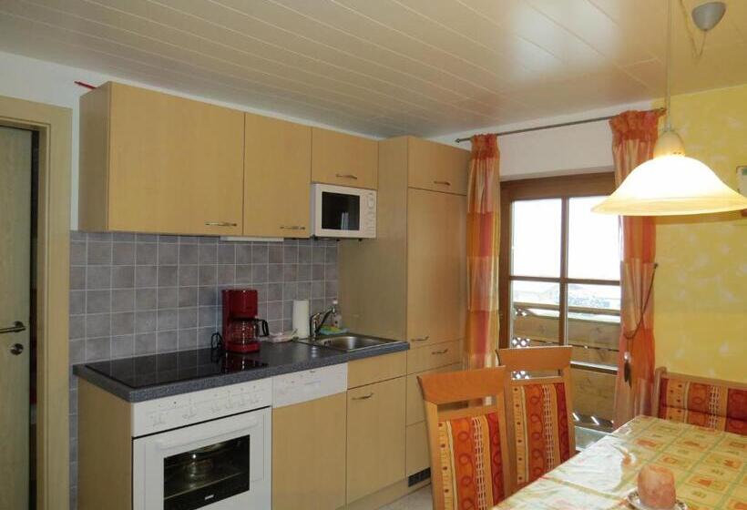 فندق Biohof Haus Wieser