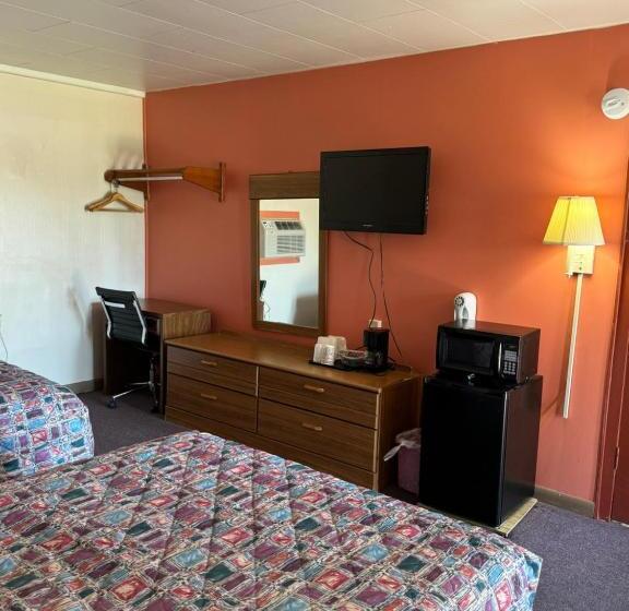 هتل Budget Inn   Scottsboro