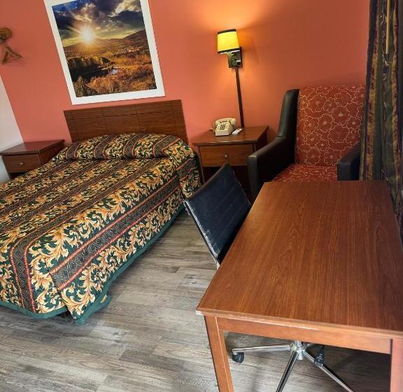 هتل Budget Inn   Scottsboro
