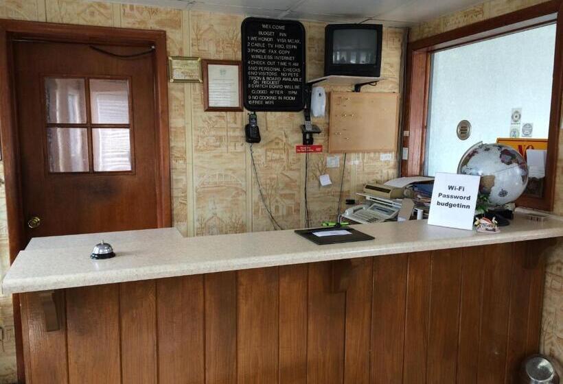 هتل Budget Inn   Scottsboro