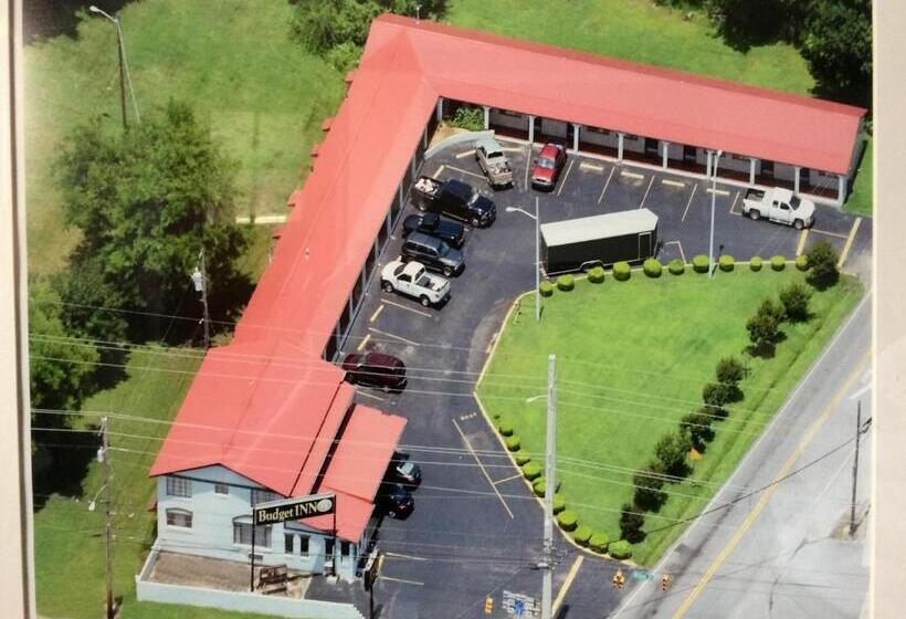 هتل Budget Inn   Scottsboro