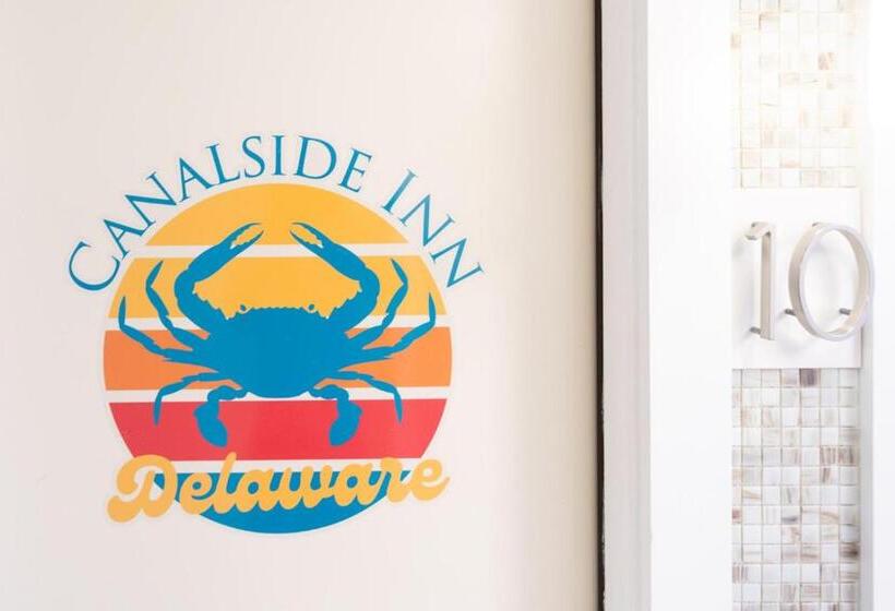 فندق Canalside Inn