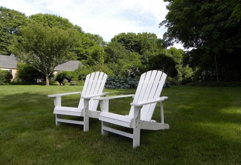 ホテル Candleberry Inn On Cape Cod