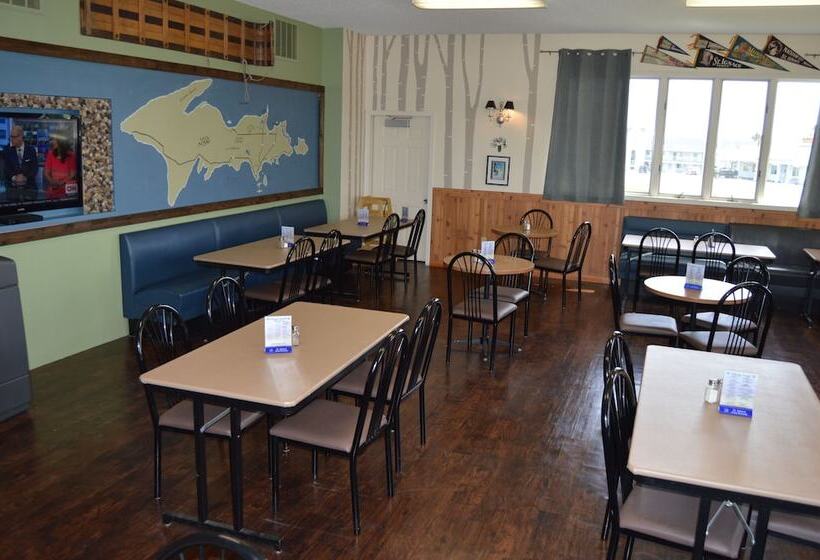 ホテル Cedar Hill Lodge