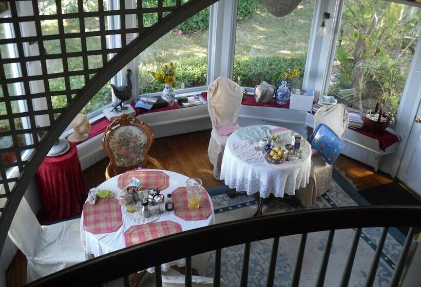 هتل Cliff Crest Inn