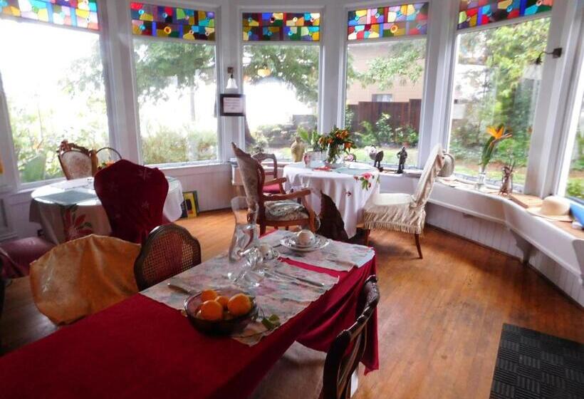 هتل Cliff Crest Inn