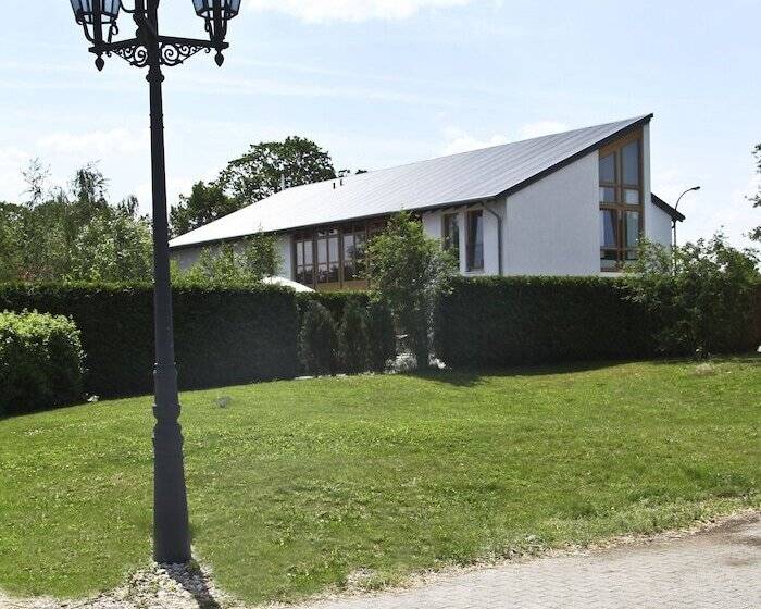 هتل Country Inn Suiten