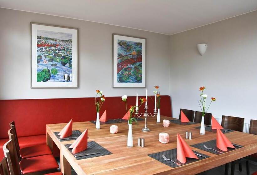 هتل Country Inn Suiten
