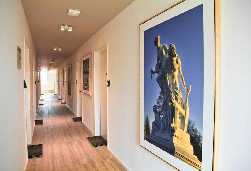 هتل Country Inn Suiten