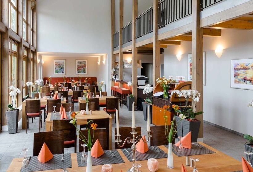 هتل Country Inn Suiten