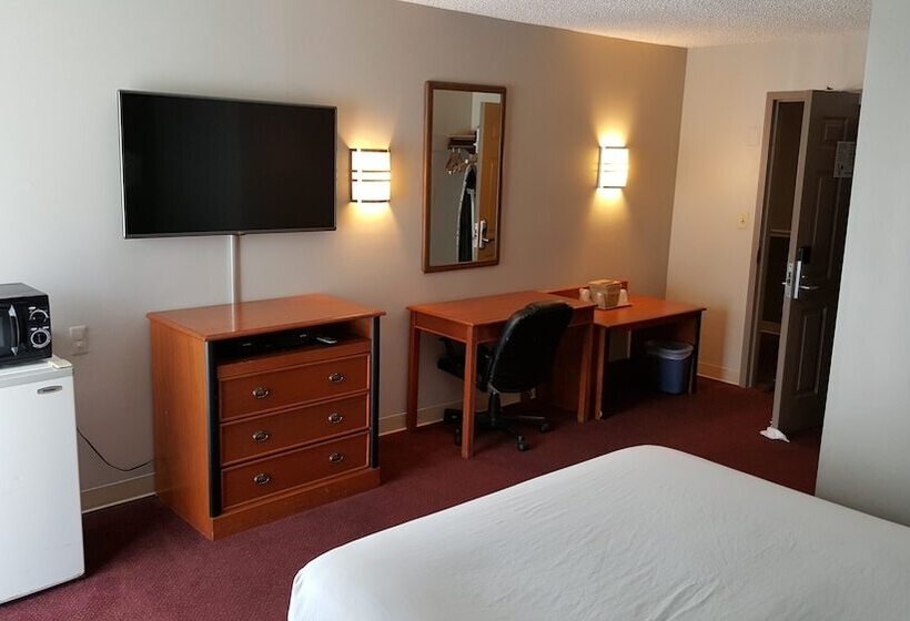 هتل Crystal Inn  Neptune