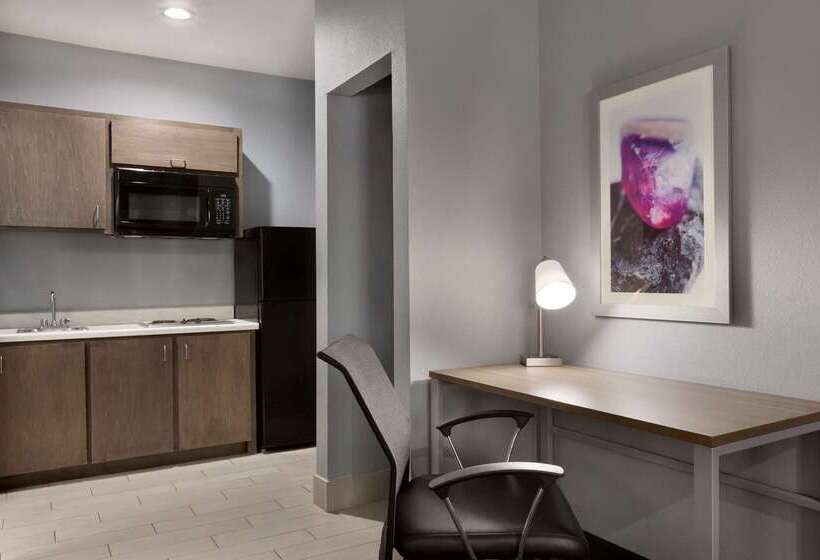 هتل Days Inn By Wyndham Odessa
