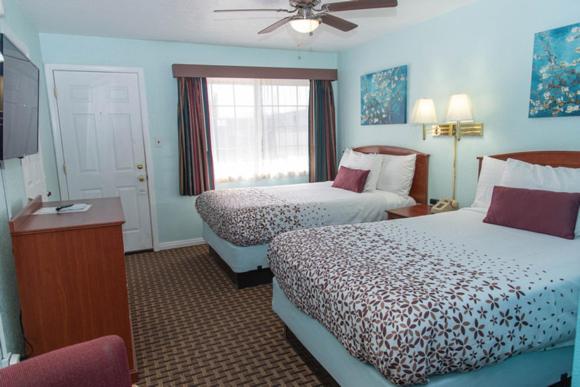 هتل Esquire Inn