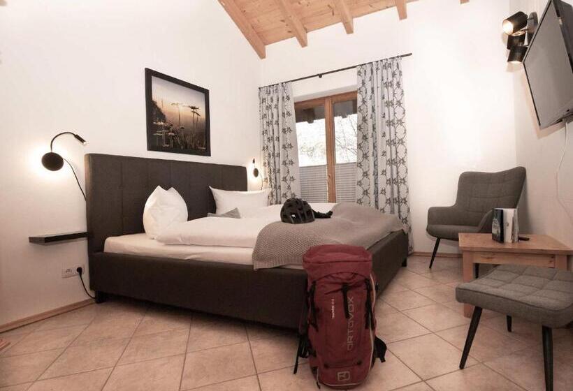 هتل Gasthof Im Wiesengrund