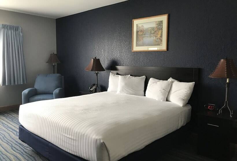 בית מלון כפרי Kewadin St. Ignace