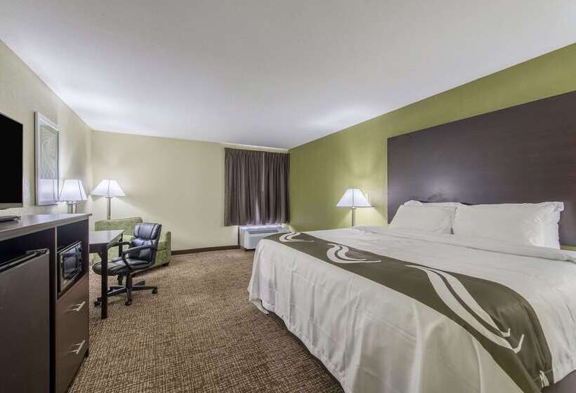 Отель Quality Inn & Suites University Area