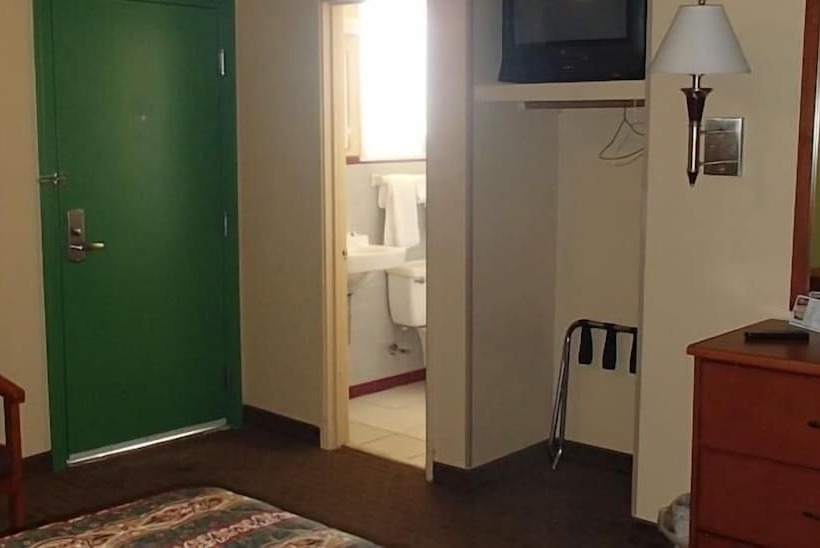 فندق Royal Inn Of New Orleans