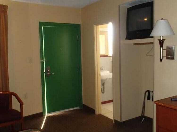 فندق Royal Inn Of New Orleans