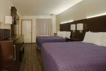 هتل Shady Acre Inn And Suites