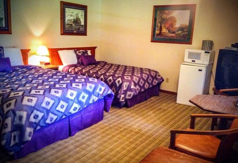 هتل Silver Spruce Resort