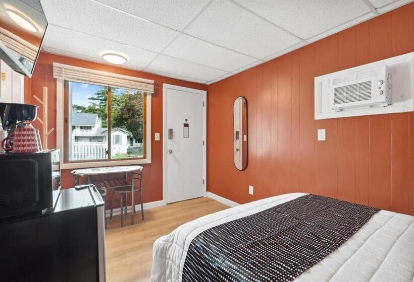 هتل The Beaches Guest Rooms And Cottages