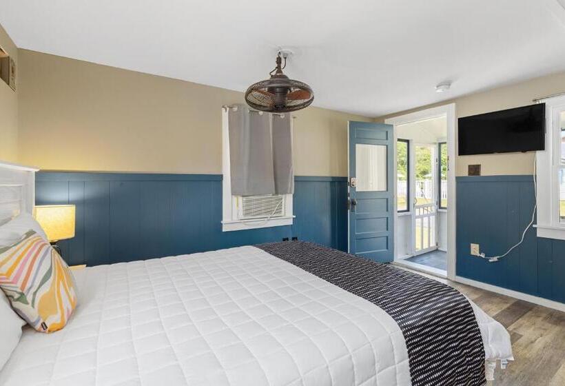 هتل The Beaches Guest Rooms And Cottages