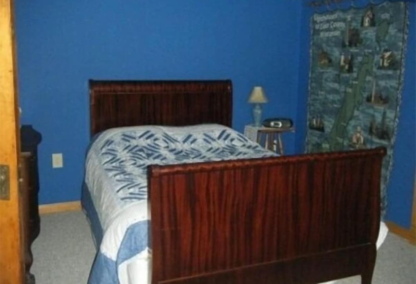 هتل The Sawyer House Bed & Breakfast