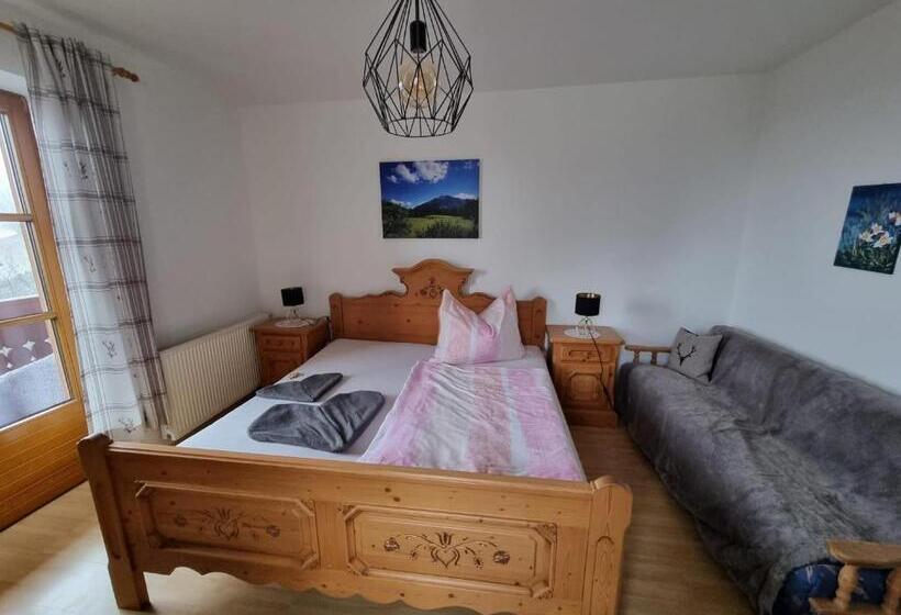 هتل Urlaub Am Bauernhof Bei Familie Steinbrecher