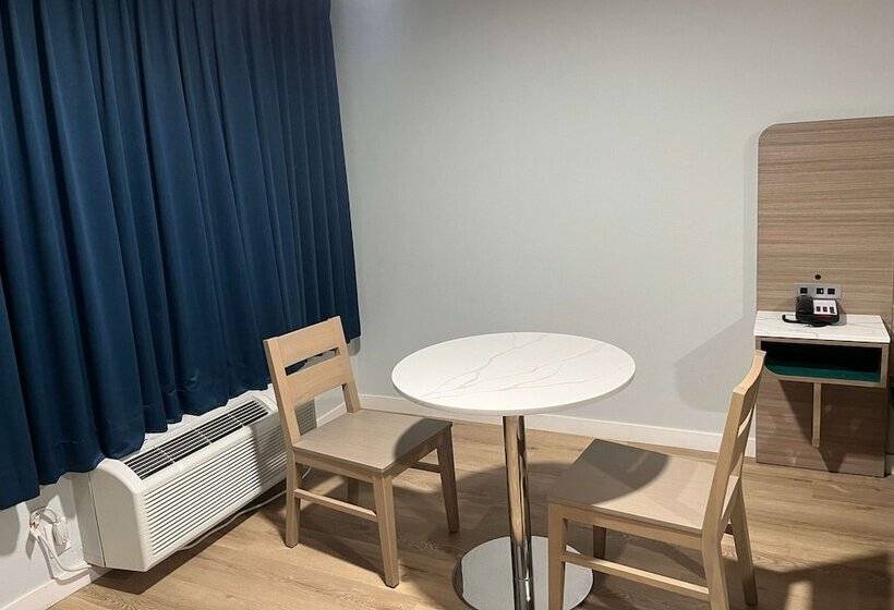 فندق Travelodge By Wyndham Fairplex Pomona