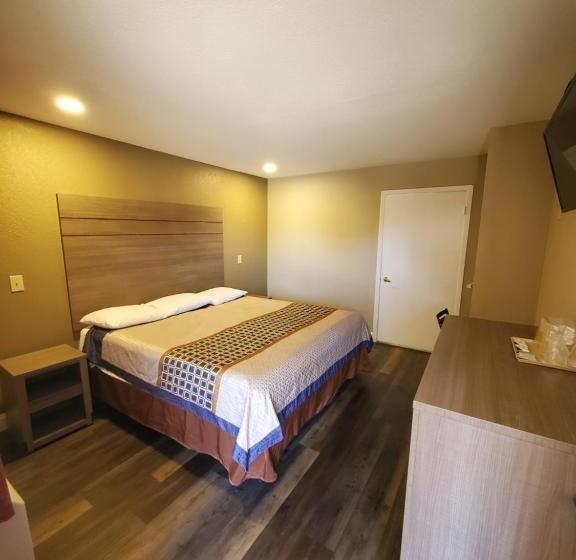 River Inn Motel