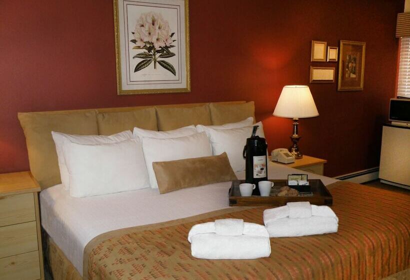 The River's Edge Motel Lodge & Resort