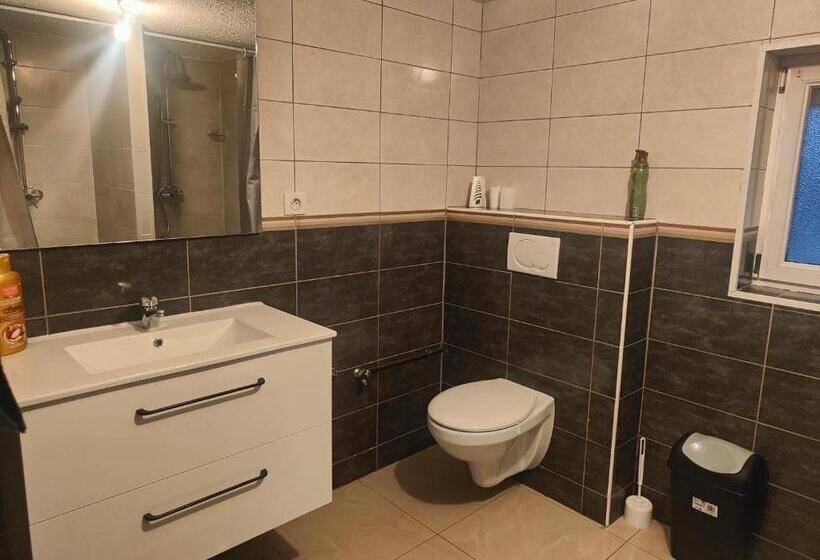 הוסטל Chambre Climatisée Et Cosy Auberge Du Manala Hôtel 24 24