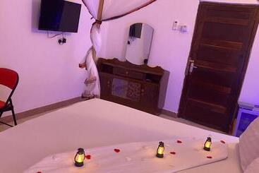 African Angel House B&b