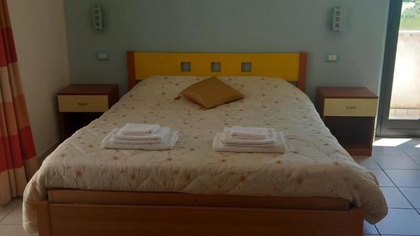 Bed & Breakfast  La Ruella